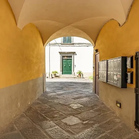 Apartment Fillungo - Affitti Brevi Italia